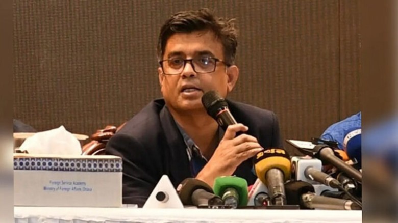 ফেসবুকে নিজের সম্পদের বিবরণ দিলেন প্রধান উপদেষ্টার...