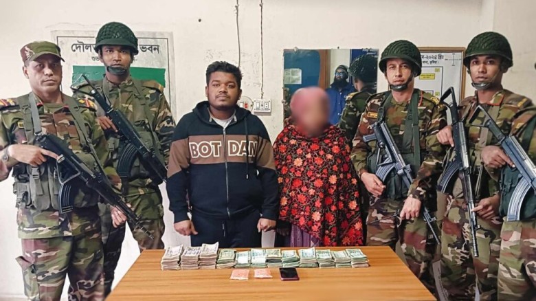 কুষ্টিয়ায় সেনা অভিযানে হাজার পিস ইয়াবা ও নগদ টা...