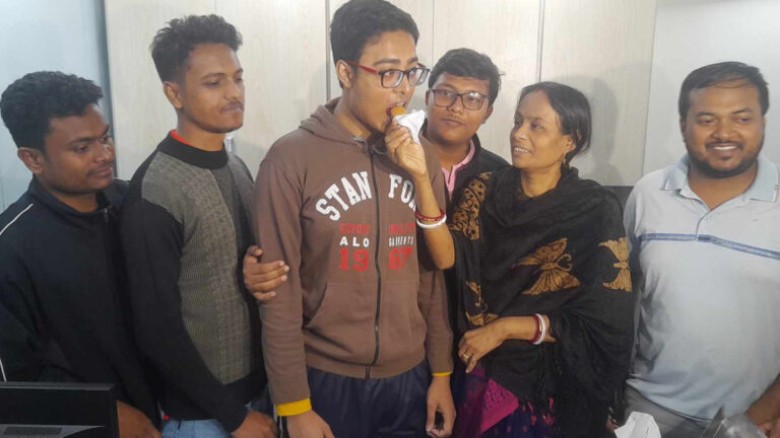মেডিকেল ভর্তি পরীক্ষায় দেশসেরা খুলনার সুশোভন বাছা...