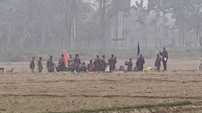 বাংলাদেশি কৃষককে ধরে নিয়ে গেছে বিএসএফ...