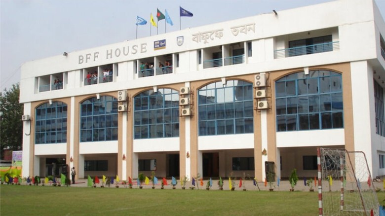 বাটলারের বিপক্ষে অভিযোগের প্রেক্ষিতে ৭ সদস্যের তদন...