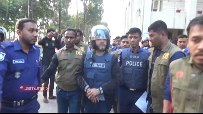 ছাত্র-জনতার ওপর হামলার দায়ে এসপি হাসনাত কারাগারে...