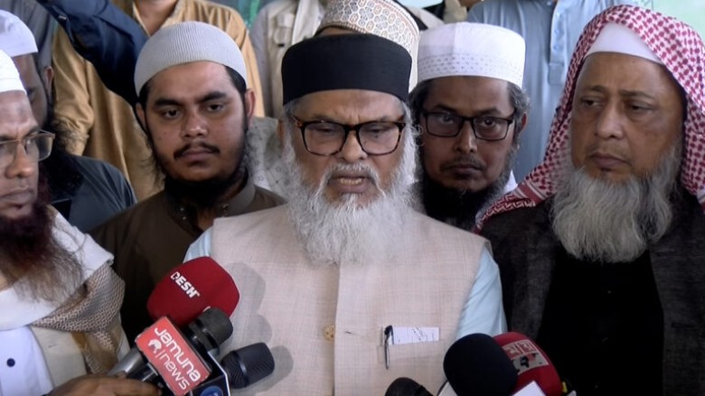 হজ এজেন্সির প্রতারণা প্রমাণ হলে লাইসেন্স ও জামানত ...