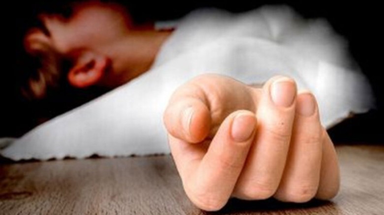 এক মায়ের বিরুদ্ধে কুপিয়ে হত্যার