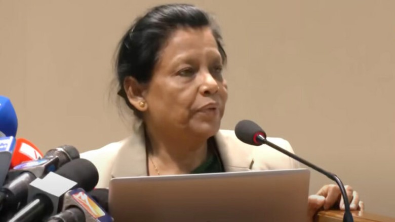 খোলা মাঠে ভোটগ্রহণের প্রস্তাব ইসি তাহমিদার...