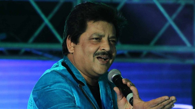 বিতর্কের মাঝে নিজেকে ট্রোল করলেন উদিত...