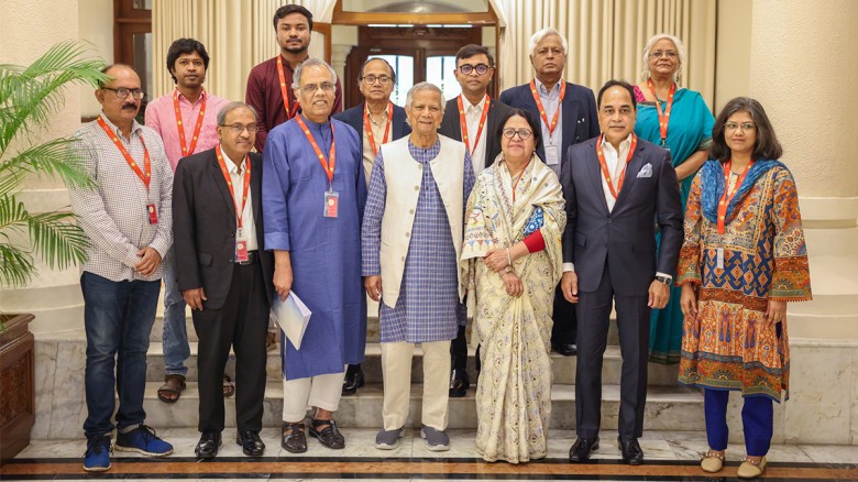 একক মালিকানায় একাধিক গণমাধ্যম না রাখার সুপারিশ...