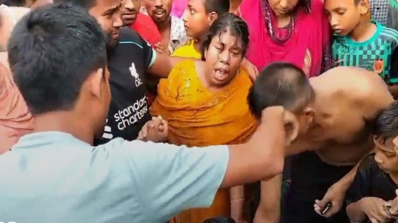 সিরাজগঞ্জে বজ্রপাতে প্রাণ গেল রাজমিস্ত্রির...