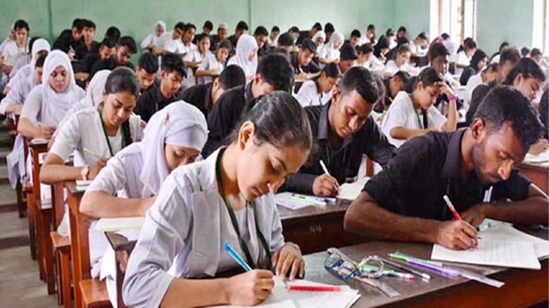 এইচএসসি পরীক্ষায় বাড়তি সতর্কতার নির্দেশ