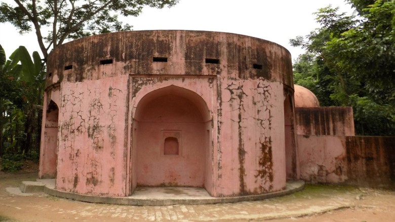 মুসলিম বাংলার আভিজাত্যের প্রতীক...