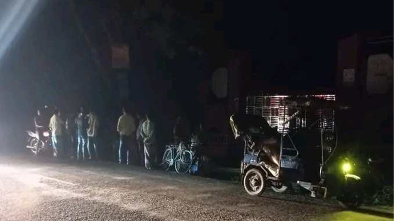 দাওয়াতে এসে লাশ হলো আপন দুই বোন...