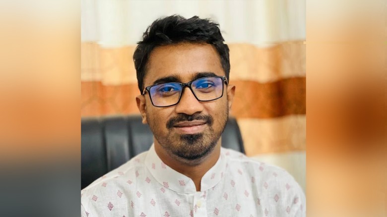 সরকারকে অবশ্যই দায় নিতে হবে: রাশেদ খান