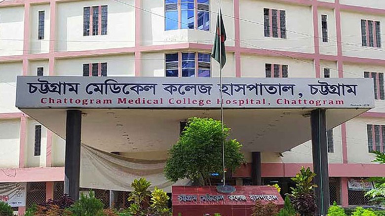 বান্দরবানে ছাদ থেকে পড়ে পুলিশ সদস্যের মৃত্যু...