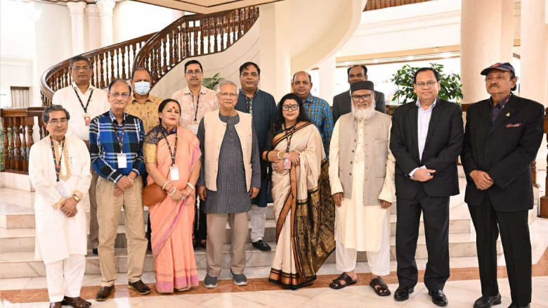 দুর্গাপূজা ঘিরে সবাইকে সজাগ থাকার আহ্বান প্রধান উপ...