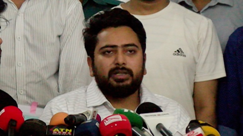 শেখ হাসিনা, স্বরাষ্ট্রমন্ত্রীসহ শীর্ষ কর্মকর্তারা ...