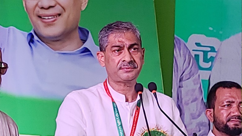 তারেক রহমানের নেতৃত্বে ধানের শীষের পতাকা উঁচিয়ে ধর...