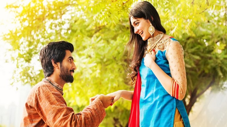 স্ত্রীর প্রশংসা দিবস আজ