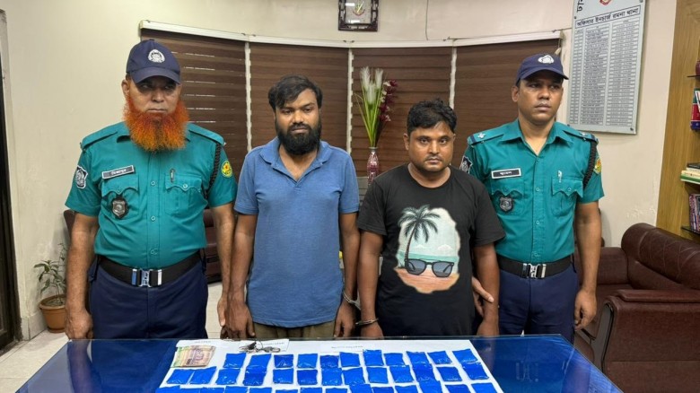 রমনা মডেল থানার ভারপ্রাপ্ত কর্মকর্তা (ওসি) গোলাম ফারুক