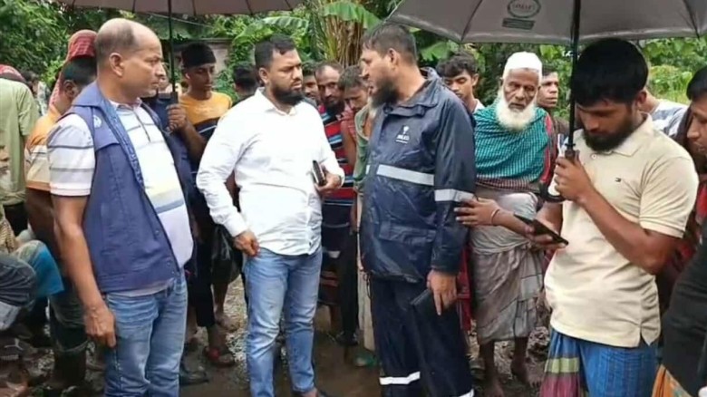 আড়াইহাজারে ডাকাত সন্দেহে গণপিটুনিতে যুবক নিহত...
