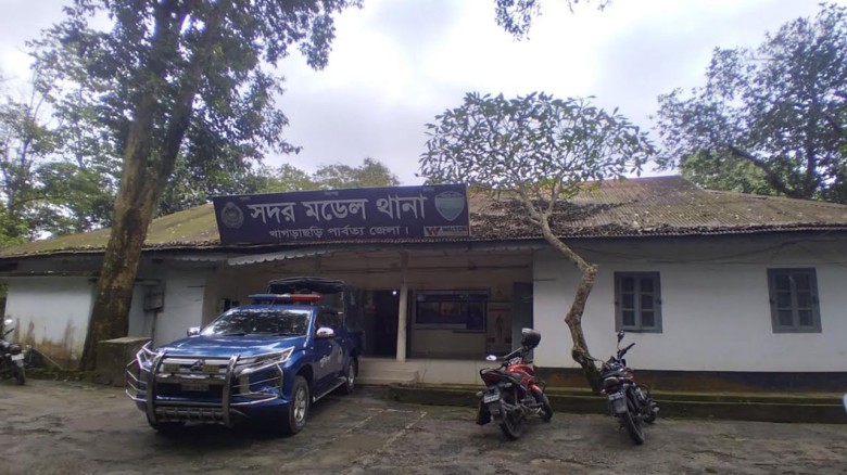 খাগড়াছড়িতে সহিংসতার ঘটনায় হত্যাসহ তিন মামলা...