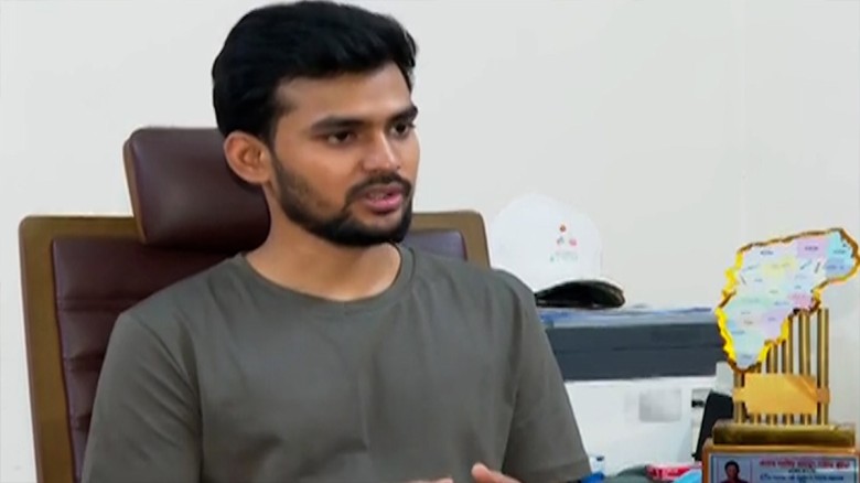 যুব ও ক্রীড়া উপদেষ্টা আসিফ মাহমুদ