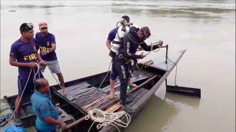 তুরাগে নৌকাডুবির ঘটনার আরও এক শিশুর মরদেহ উদ্ধার...