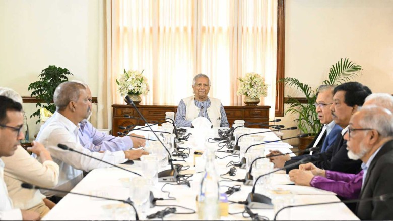 খুব শীঘ্রই সরকারের কাছে চূড়ান্ত প্রতিবেদন দেবে ঐক...