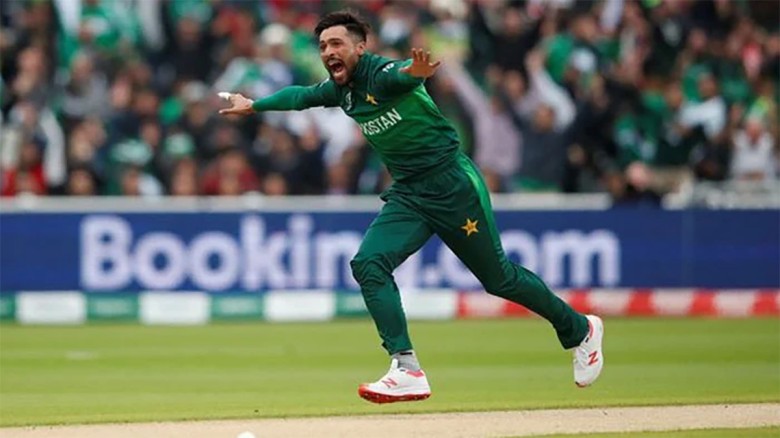 অবসর ভেঙে ফেরার গুঞ্জনে যা জানালেন আমির