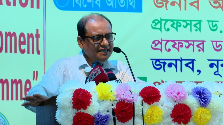 প্রাথমিক ও গণশিক্ষা উপদেষ্টা ডা. বিধান রঞ্জন রায় পোদ্দার