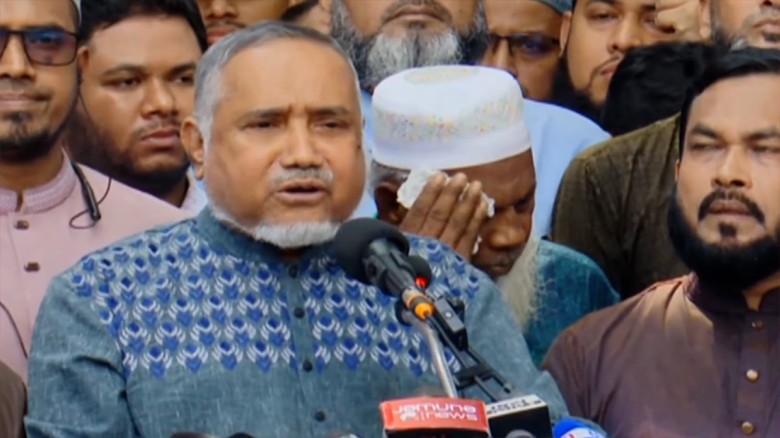 ৪-৫ জন উপদেষ্টা একটি বিশেষ দলের পক্ষে কাজ করছে...