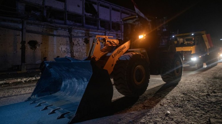 নিহত ইসরায়েলি জিম্মিদের দেহাবশেষ উদ্ধারে গাজায় প্রবেশ করেছে মিসরীয় দল