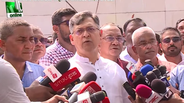 স্থায়ী কমিটির সদস্য সালাহউদ্দিন আহমদ