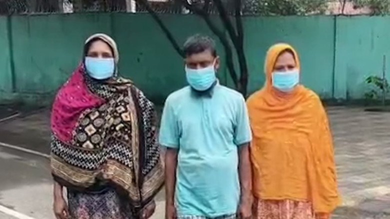 গ্রেফতার তিন ব্যক্তি