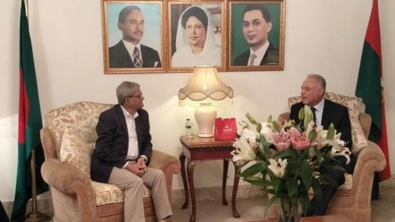 মির্জা ফখরুলের সাথে মিশরের রাষ্ট্রদূতের সাক্ষাৎ...