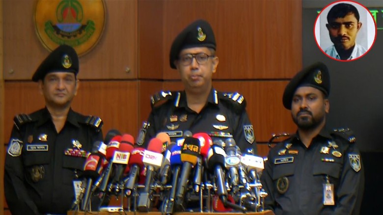 প্রেমিকাকে লেলিয়ে অন্তরঙ্গ মুহূর্তের ভিডিও ধারণ, ত...