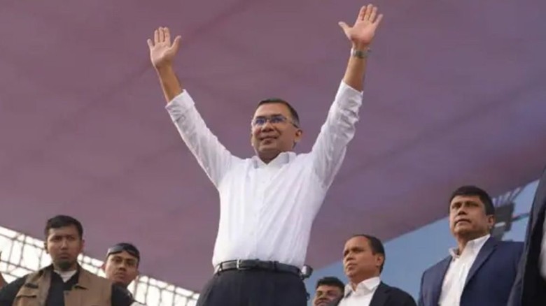 তাদের সম্মানসূচক গার্ড অব অনার ও শেষ সালাম আমার মায়ের জীবন ও অবদানের প্রতি সর্বোচ্চ শ্রদ্ধা নিবেদন করেছে।