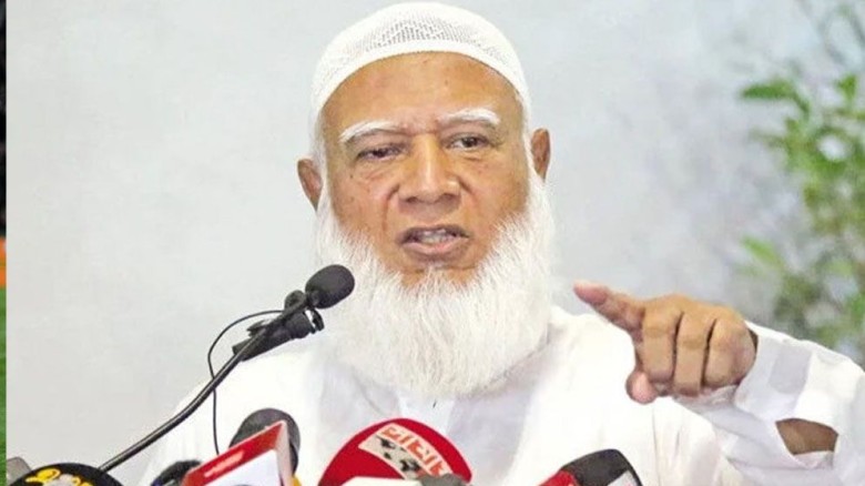 পোস্টে ডা. শফিকুর রহমান বলেন, কিছু মিথ্যা ও বিভ্রান্তিকর তথ্য সামাজিক যোগাযোগমাধ্যমে ছড়িয়ে পড়েছে, যা তার অবস্থান ভুলভাবে উপস্থাপন করছে।