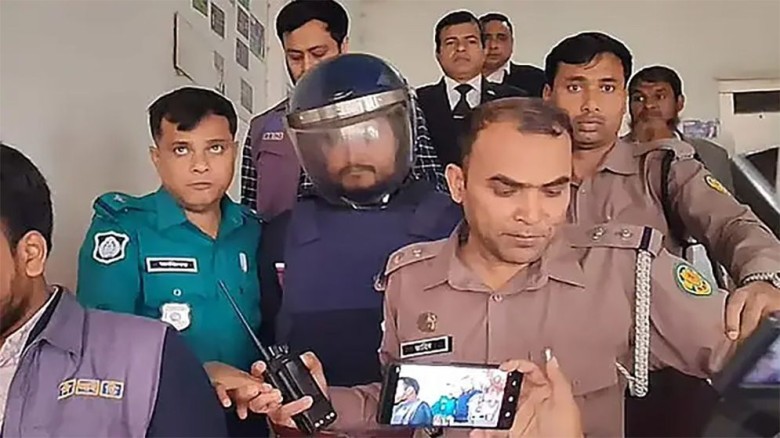 তিনি জানান, দুই দফায় ৯ দিনের রিমান্ড শেষে রুবেলকে শনিবার আদালতে হাজির করেন মামলার তদন্ত কর্মকর্তা সিআইডি পুলিশের ঢাকা মেট্রো পূর্ব বিভাগের সহকারী পুলিশ সুপার আবদুর কাদির ভূঁঞা।