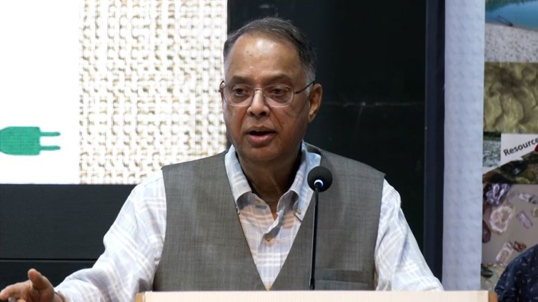 পাম্পে ভোগান্তির পেছনে তেল সরবরাহকারী কোম্পানিগুলো...