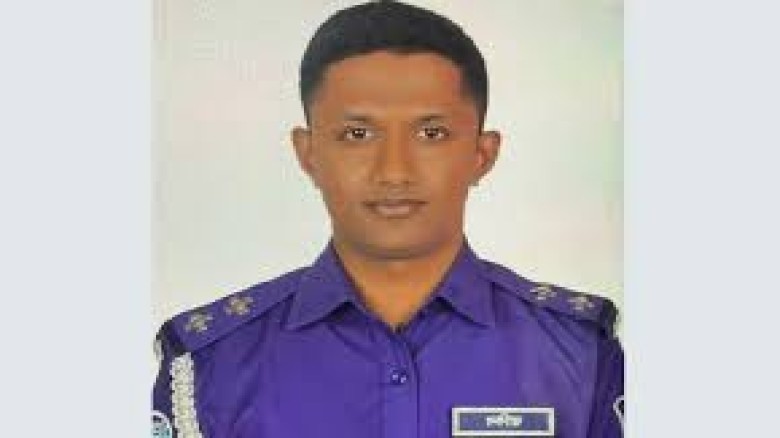 ঢাকায় বুথ থেকে টাকা তুলেছেন সেই নিখোঁজ এসআই রাকিবু...