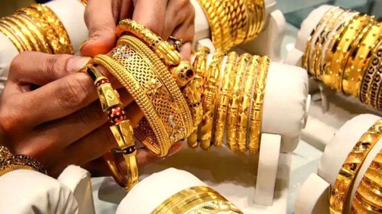 ফের কমল স্বর্ণের দাম...