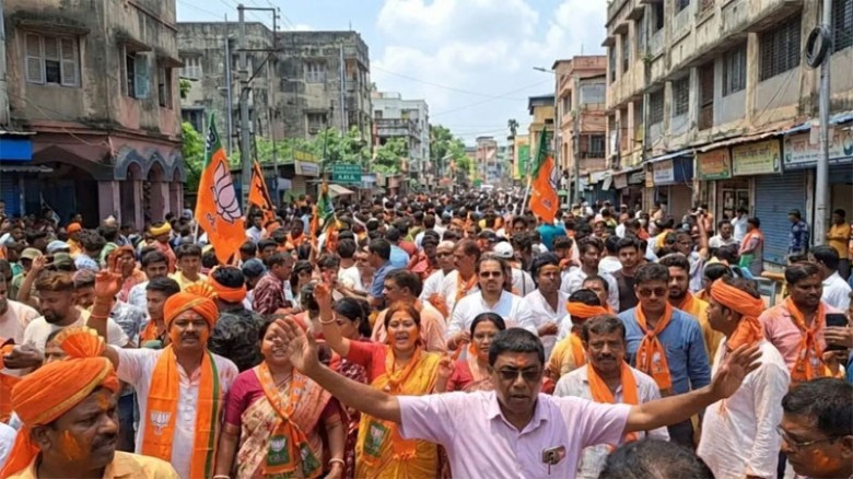 পশ্চিমবঙ্গে হিন্দুত্ববাদের উত্থান...
