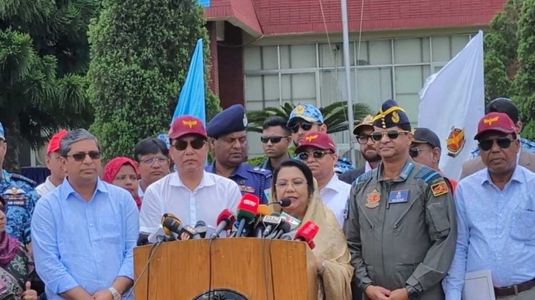 বগুড়ায় আন্তর্জাতিক বিমানবন্দর ও নতুন বিমানঘাঁটির ঘ...