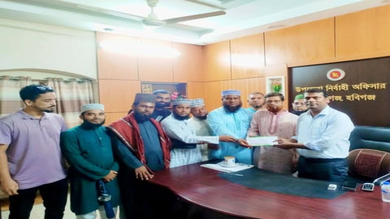 শায়েস্তাগঞ্জে জশনে জুলুস সফল করতে ইউএনও ও ওসির সঙ...