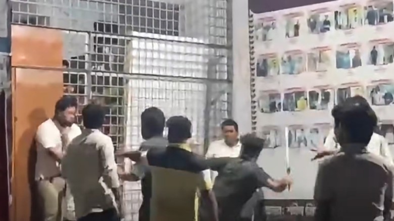রাবিতে সাংবাদিকদের ওপর ছাত্রদলের হামলায় দৃষ্টান্তমূলক শাস্তি ও বিচারহীনতার অবসান চায় ডুজা